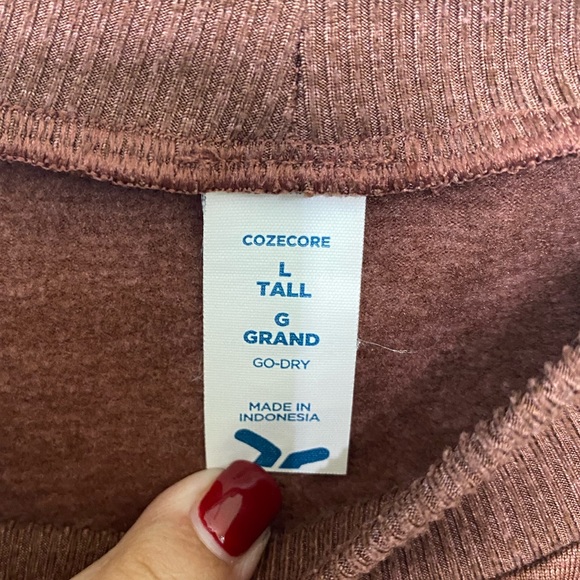 Old Navy Brown Cozecore Mock-Neck Cropped Top/Size Large Tall - Picture 3 of 4